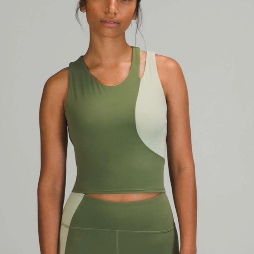 Lululemon Nulu Asymmetrical Yoga Tank Top in Green Twill/Green Fern Size S